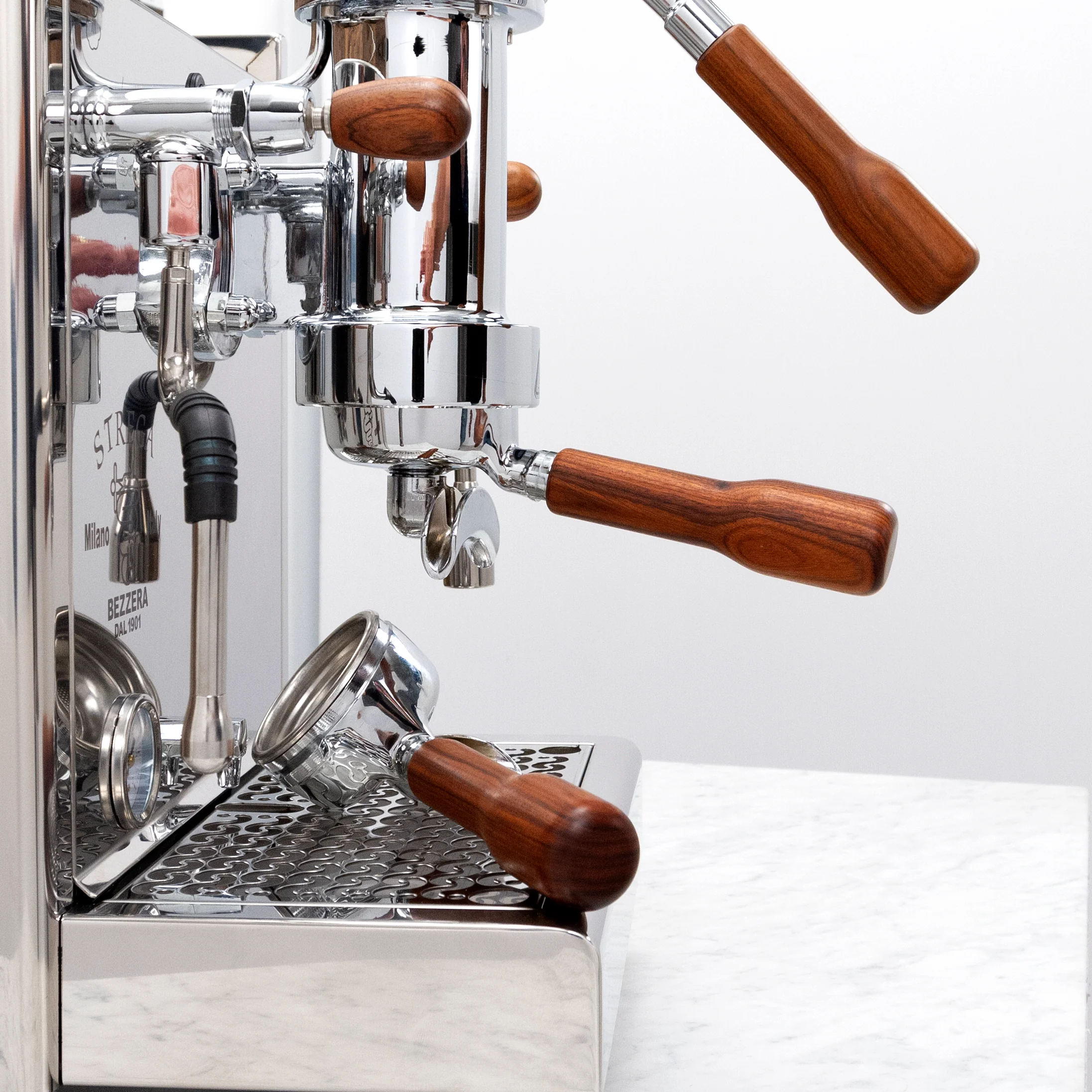 Bezzera Strega Lever Espresso Machine - Image 14