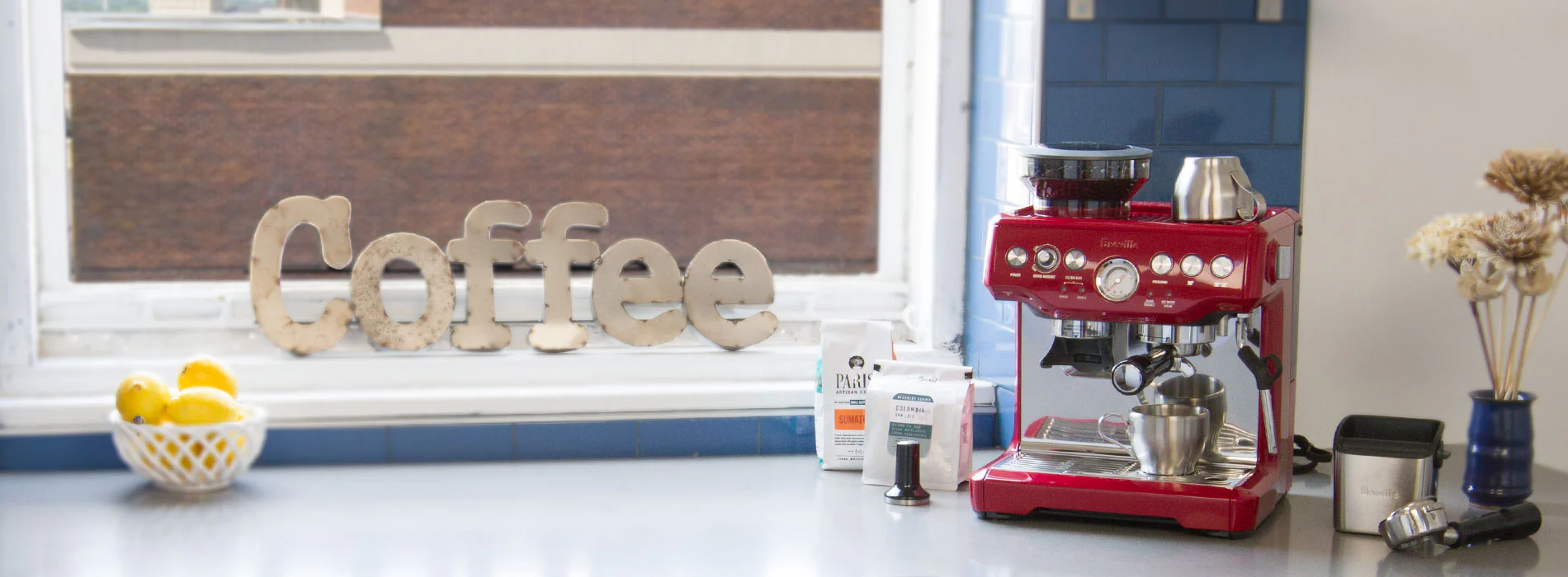 Breville BES870XL Barista Express in Red - Image 2