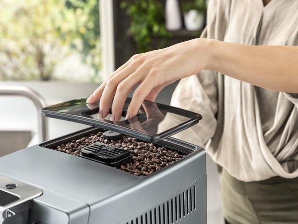 DeLonghi Dinamica LatteCrema Espresso Machine - Image 6