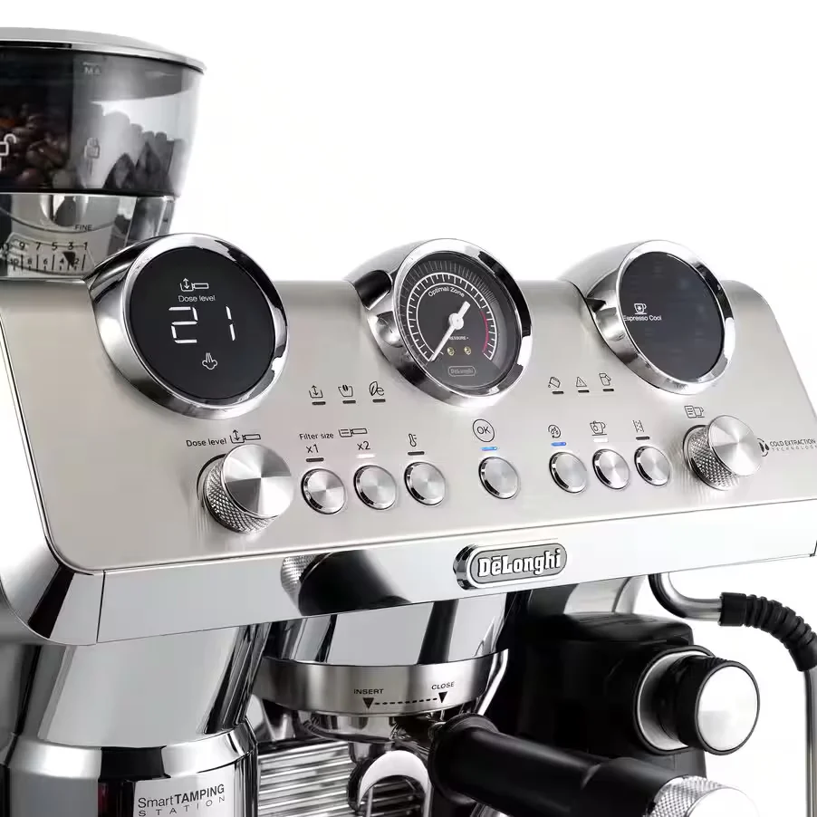 DeLonghi La Specialista Maestro with Cold Brew - Image 5
