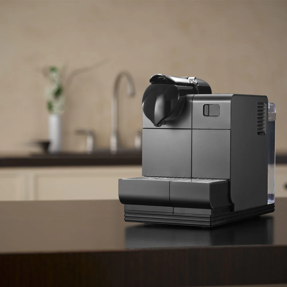 DeLonghi Nespresso Lattissima Plus EN520SL - Image 2