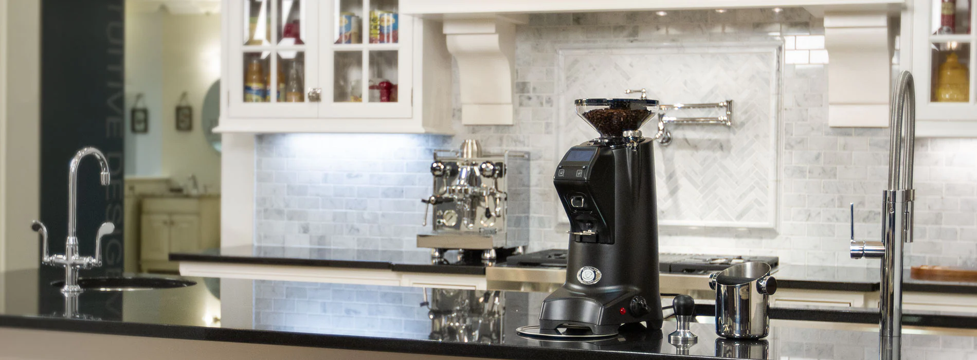 Eureka Zenith 65E High Speed Espresso Grinder in Black - Image 17