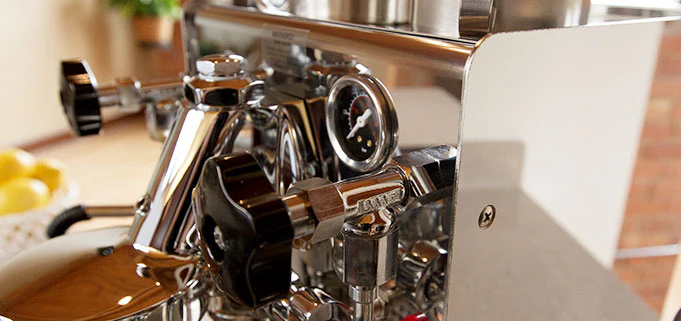 Expobar Office Lever Plus Semi-Automatic Espresso Machine - Image 6