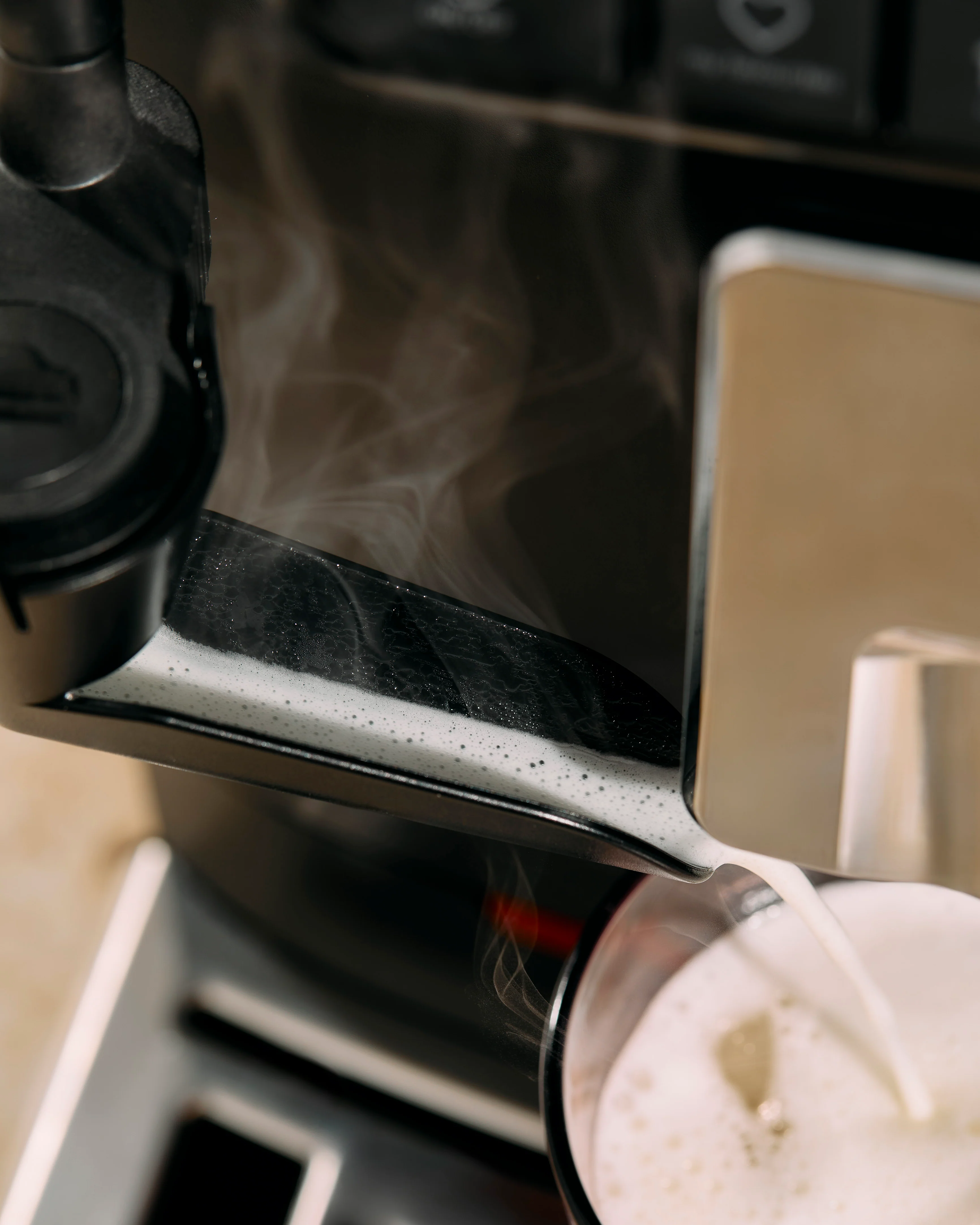 Gaggia Cadorna Milk Automatic Espresso Machine - Image 8