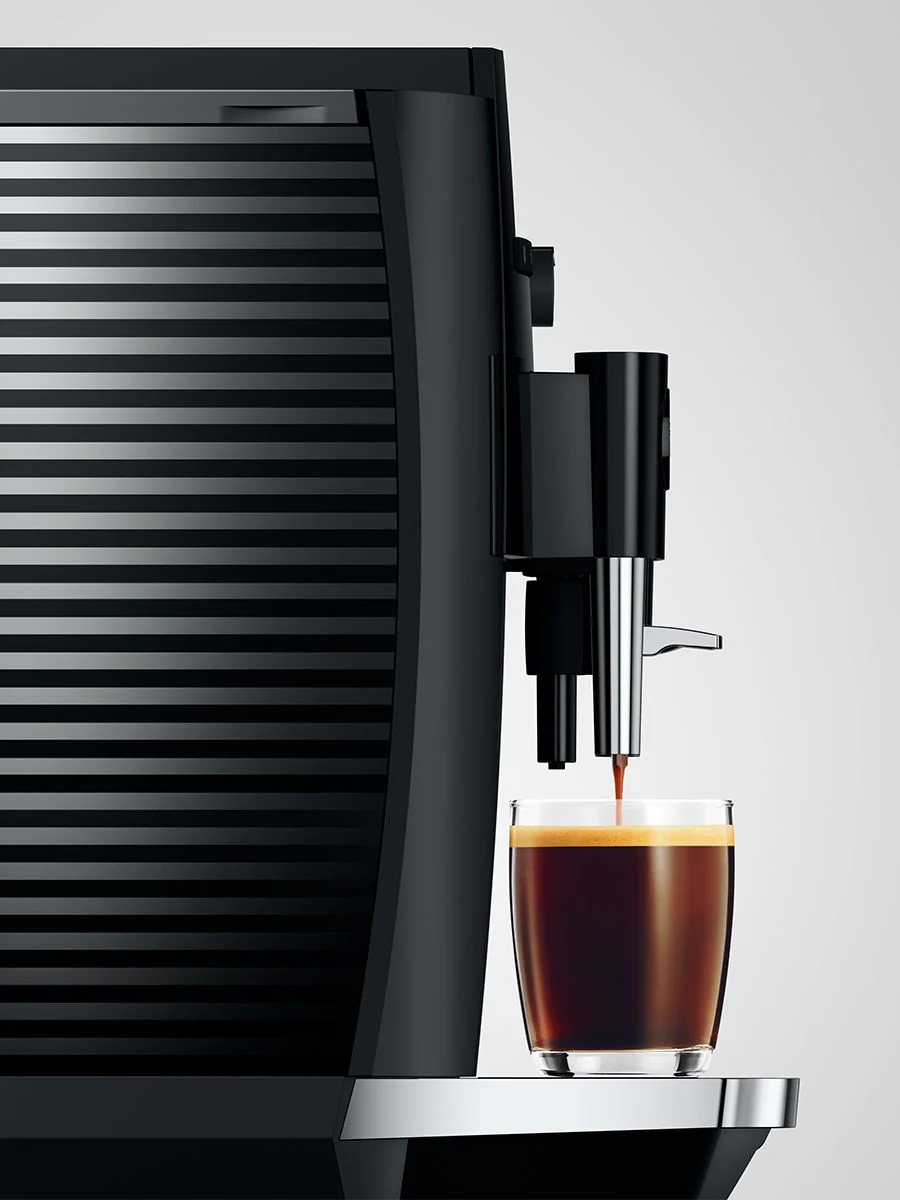 JURA E4 Super-Automatic Espresso Machine - Image 7