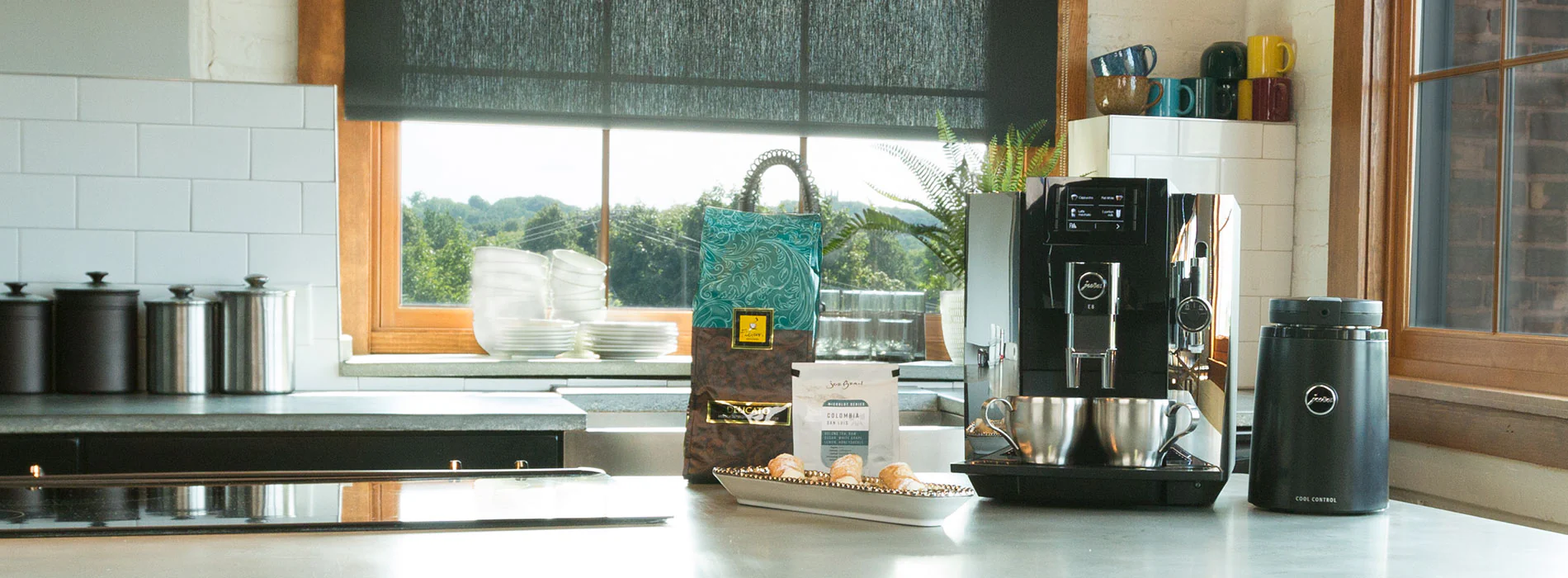 JURA E8 Chrome Super-Automatic Espresso Machine With P.E.P. - Image 4