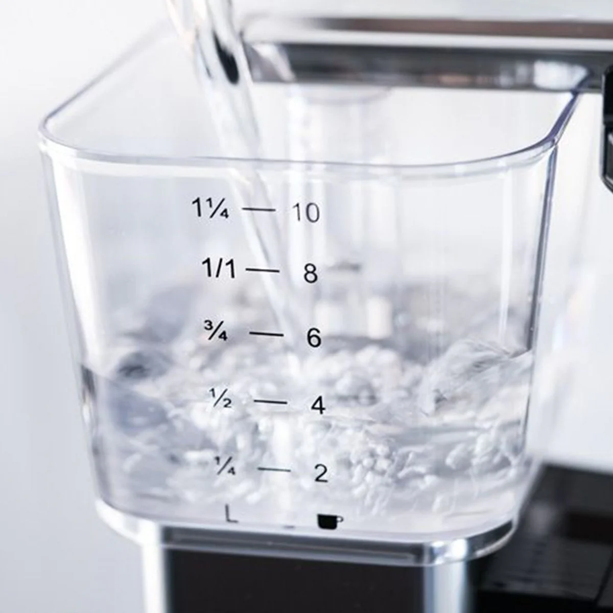 Moccamaster KB Glass Carafe Coffee Maker - Image 4