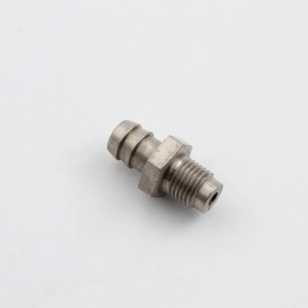 Outlet Fitting for Self-Priming Steam Valves