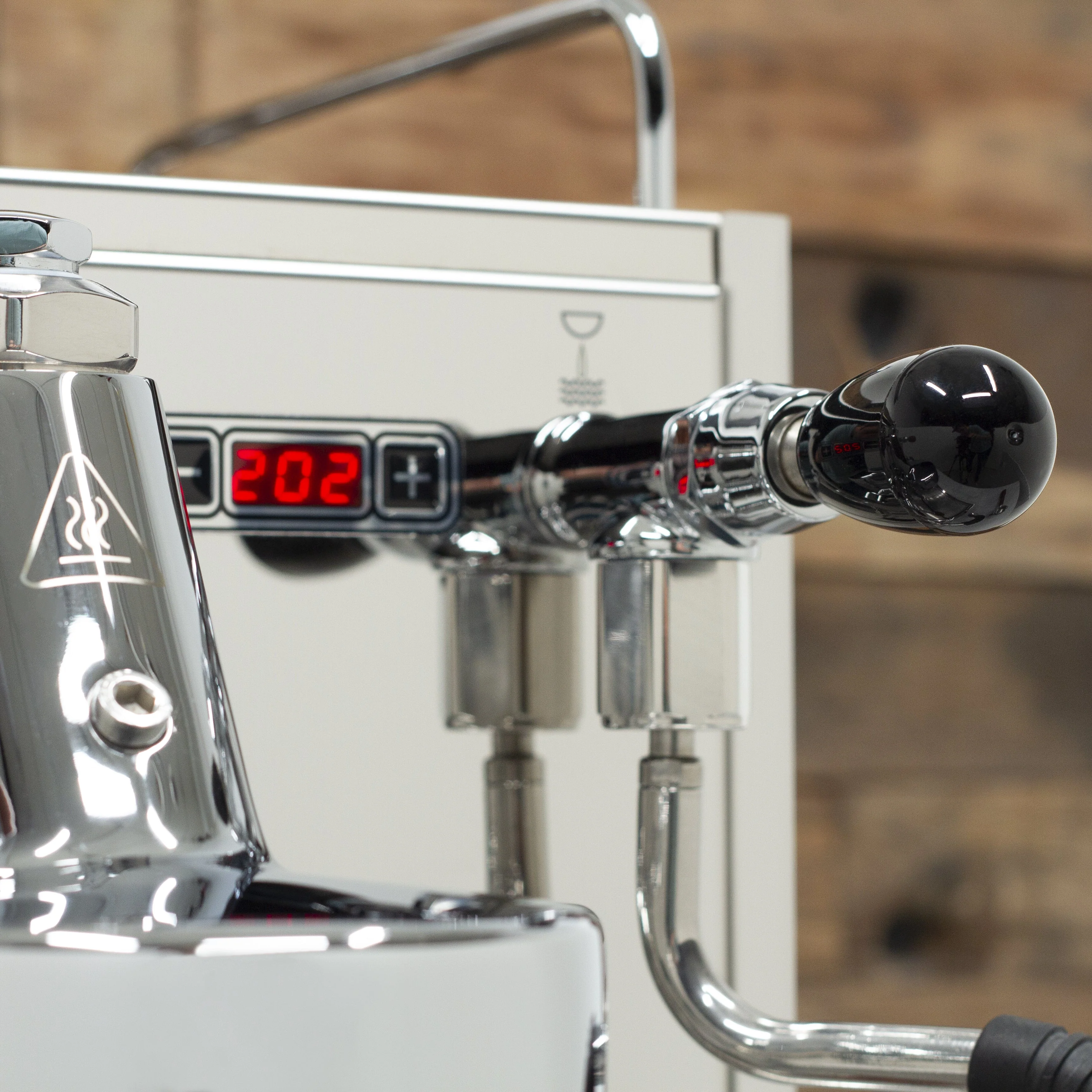 Refurbished Bezzera Magica PID Espresso Machine - Image 4
