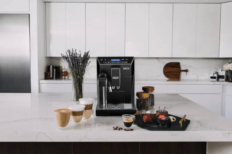 Refurbished DeLonghi Eletta Cappuccino in Black ECAM44660B - Image 9