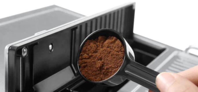 Refurbished DeLonghi ESAM 6900 Espresso Machine - Image 2