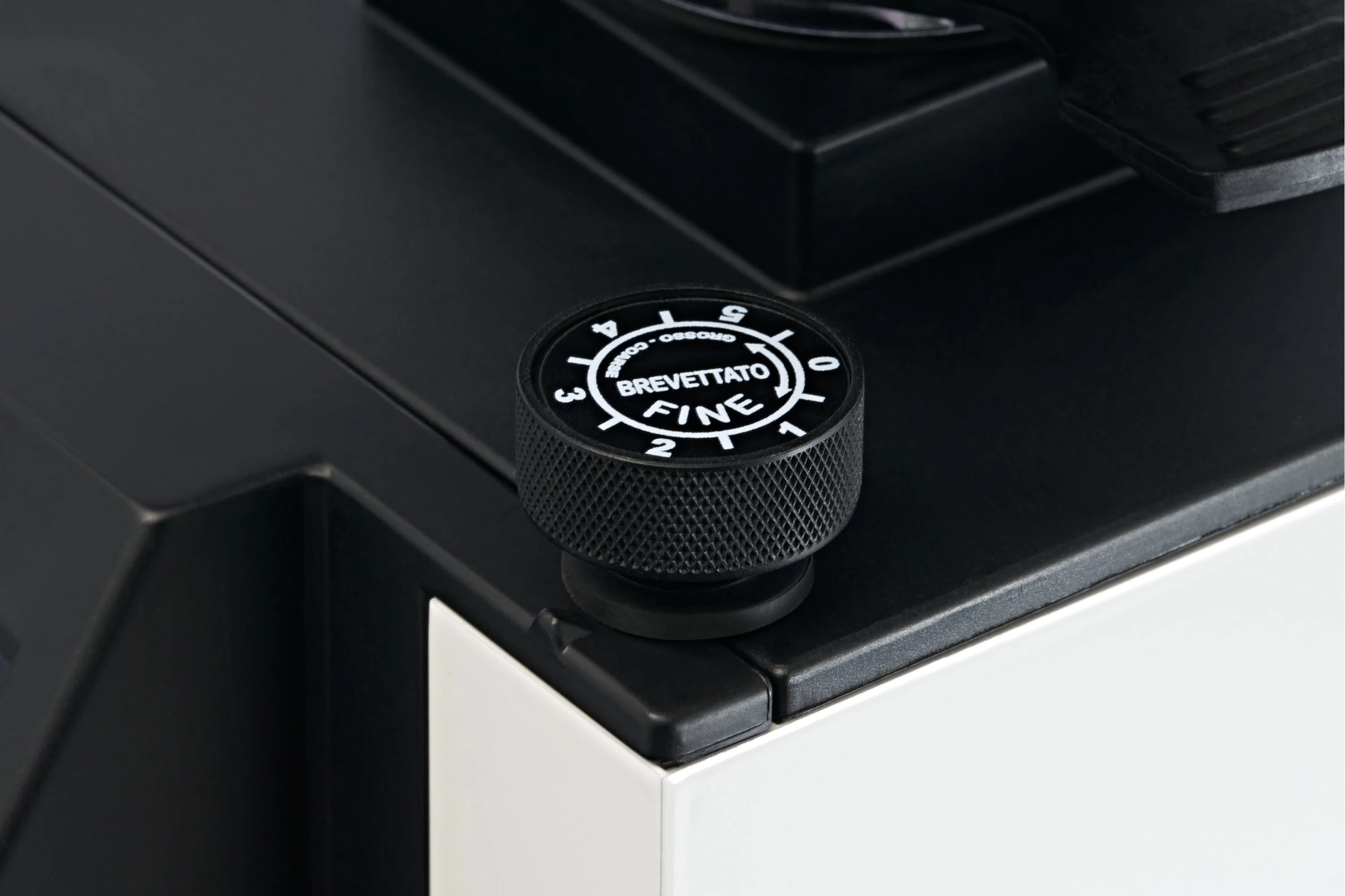 Refurbished Eureka Mignon Turbo - Image 4