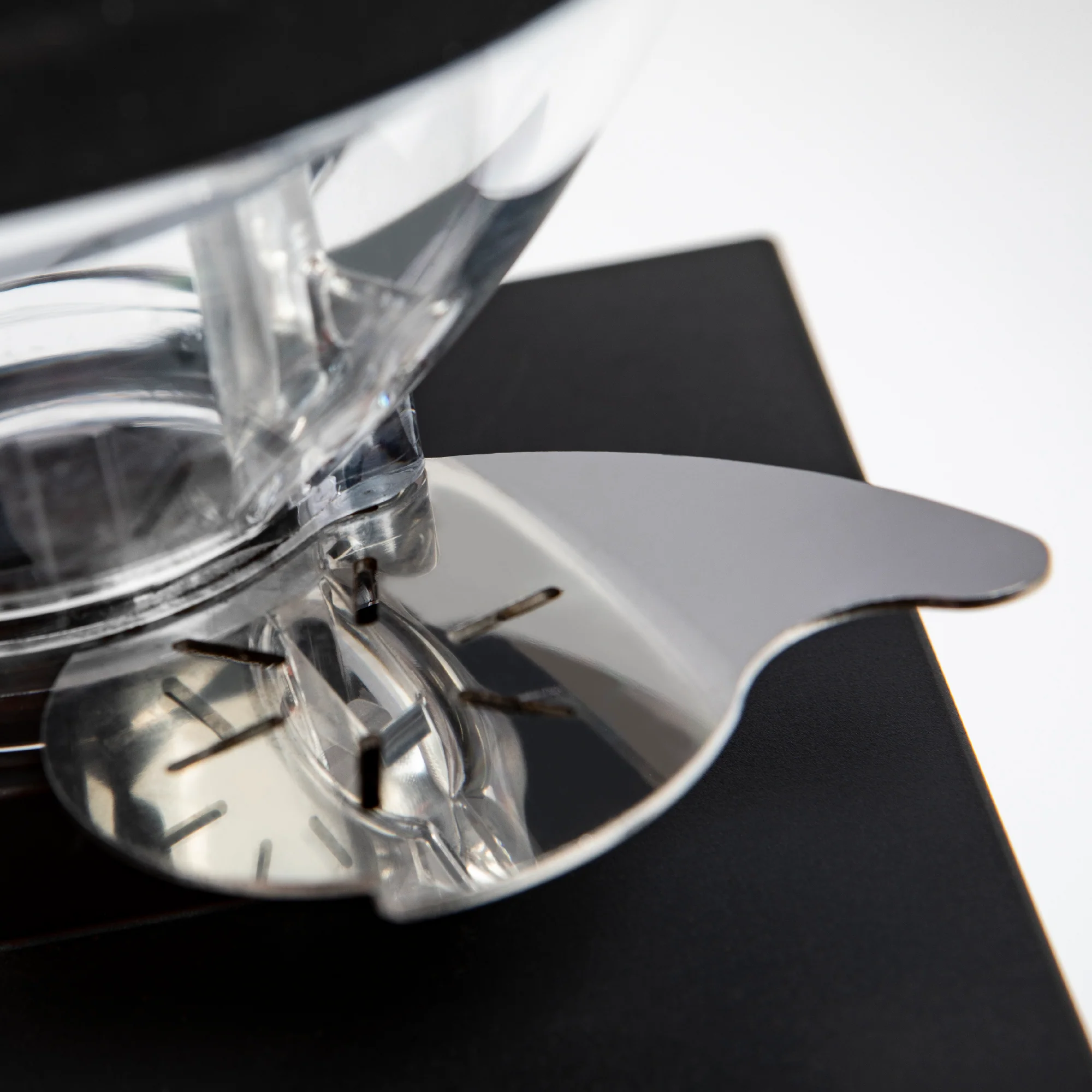Refurbished Eureka Oro Mignon Single Dose Grinder - Chrome - Image 7