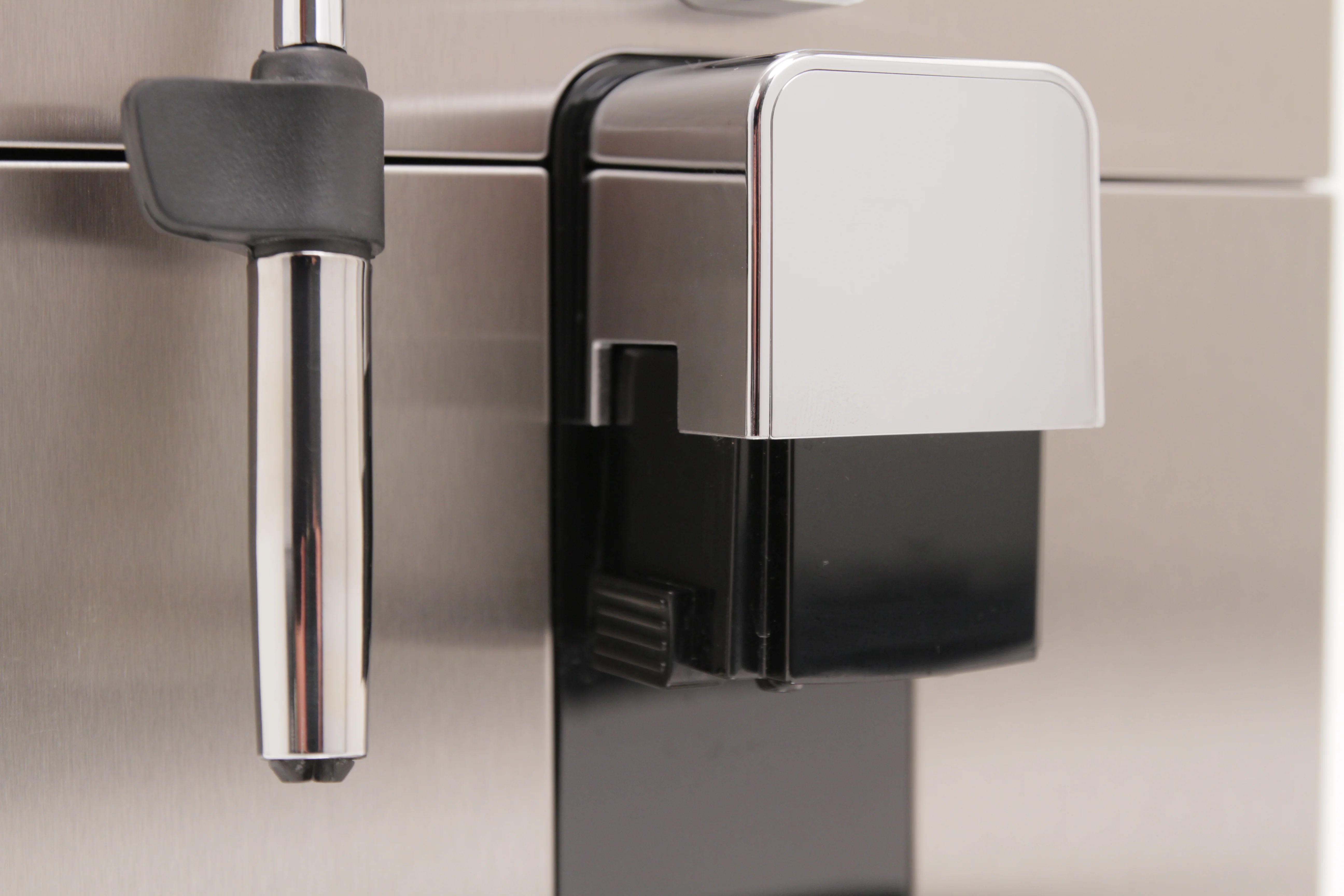 Refurbished Gaggia Brera Espresso Machine in Silver - Image 3