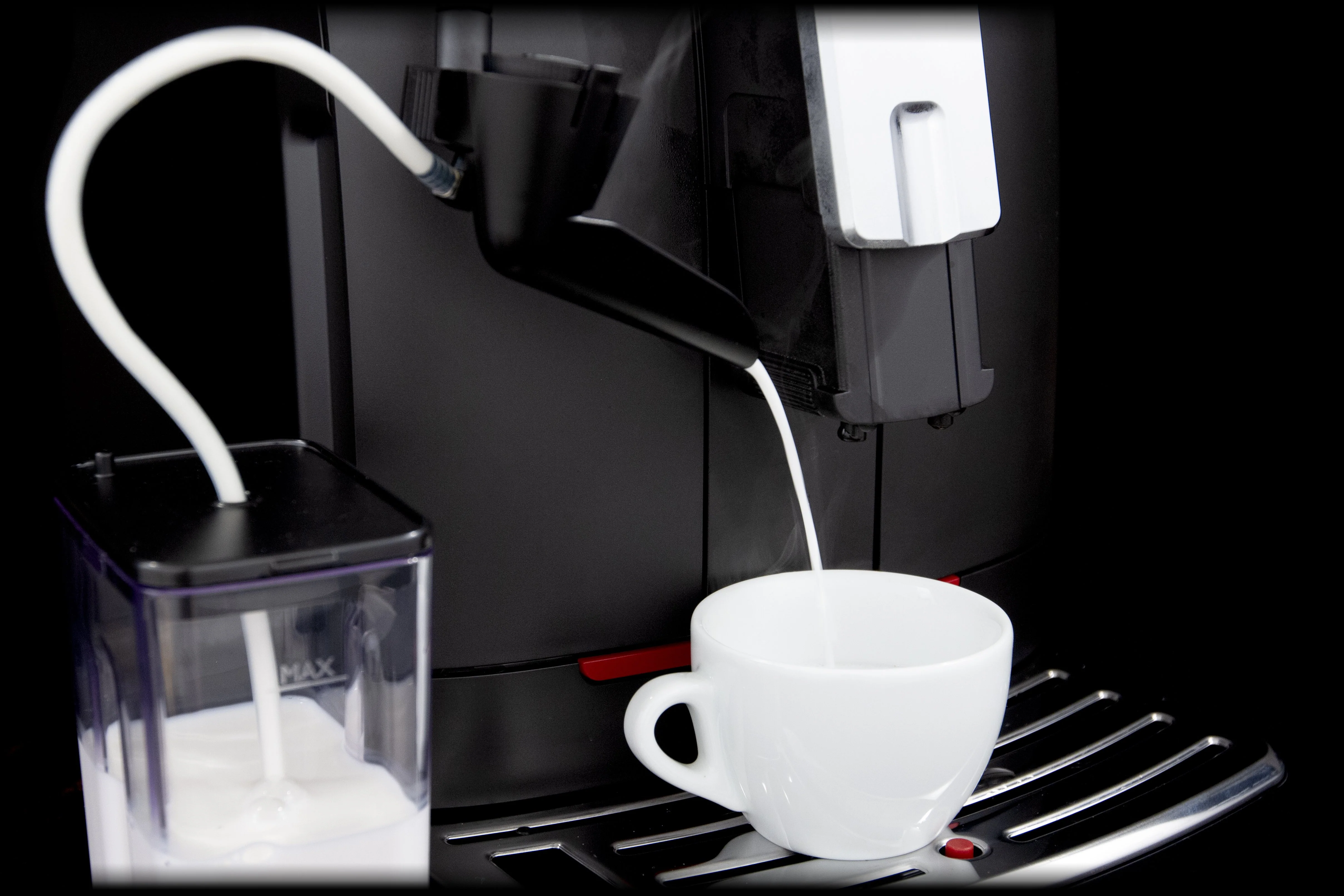 Refurbished Gaggia Cadorna Milk Automatic Espresso Machine - Image 3