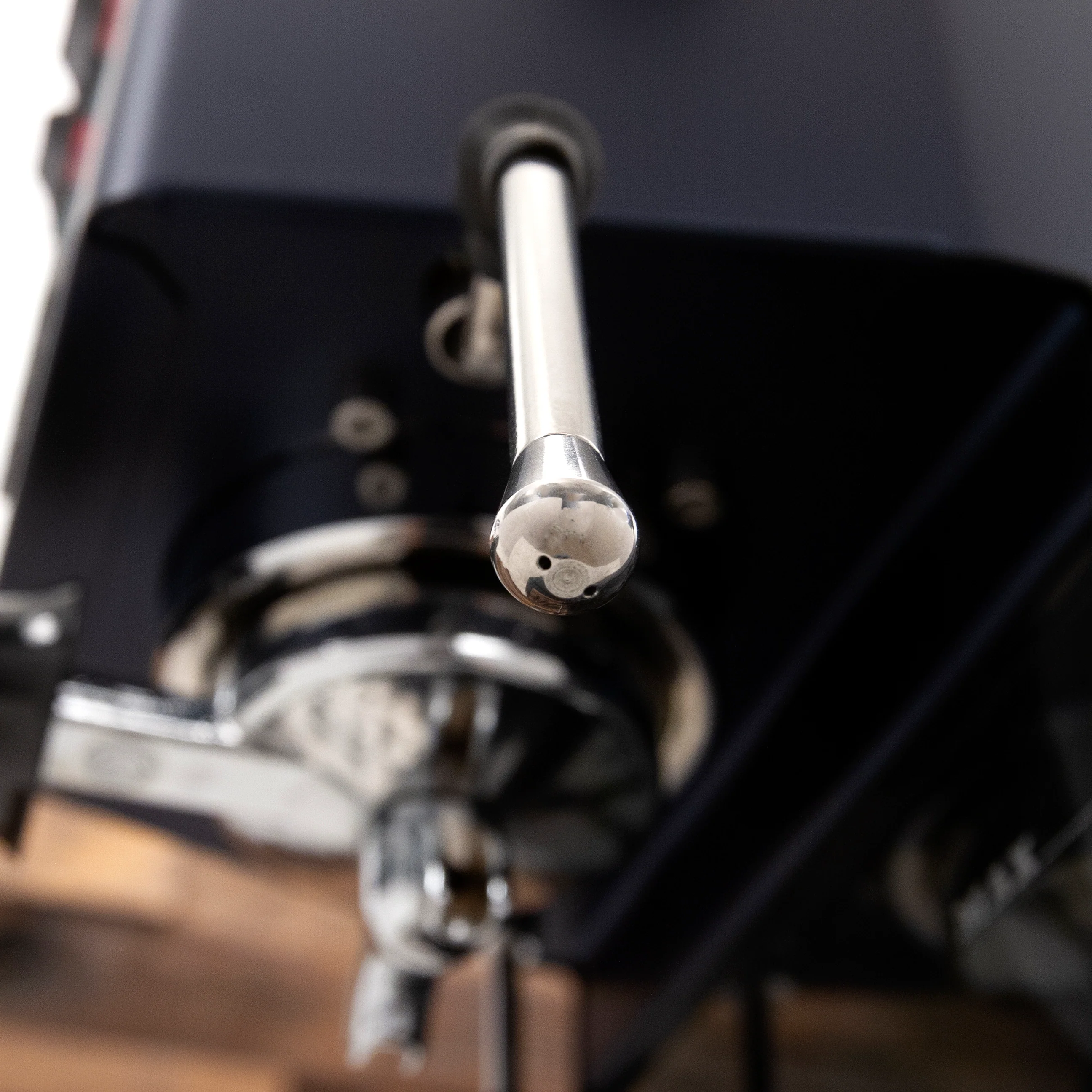 Refurbished Gaggia Classic Pro in Midnight Blue - Image 5
