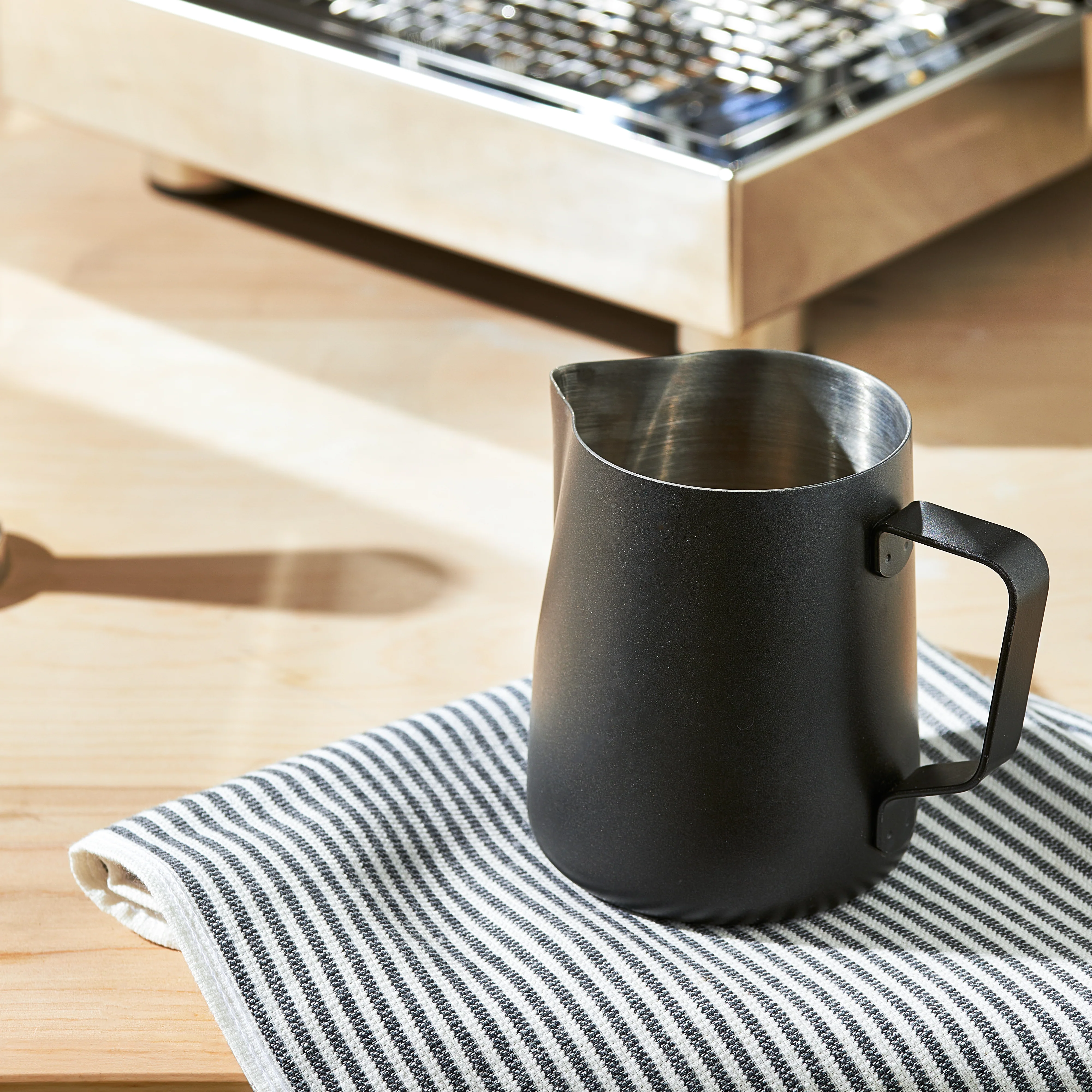 Revolution Matte Black Steaming Pitcher - 20 Oz - Image 2