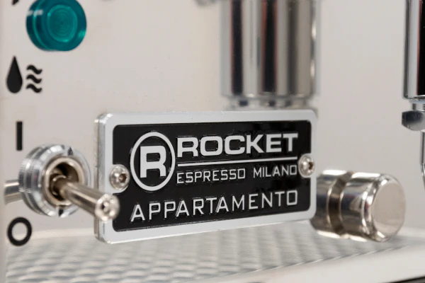 Rocket Espresso Appartamento - White Panels - Image 21